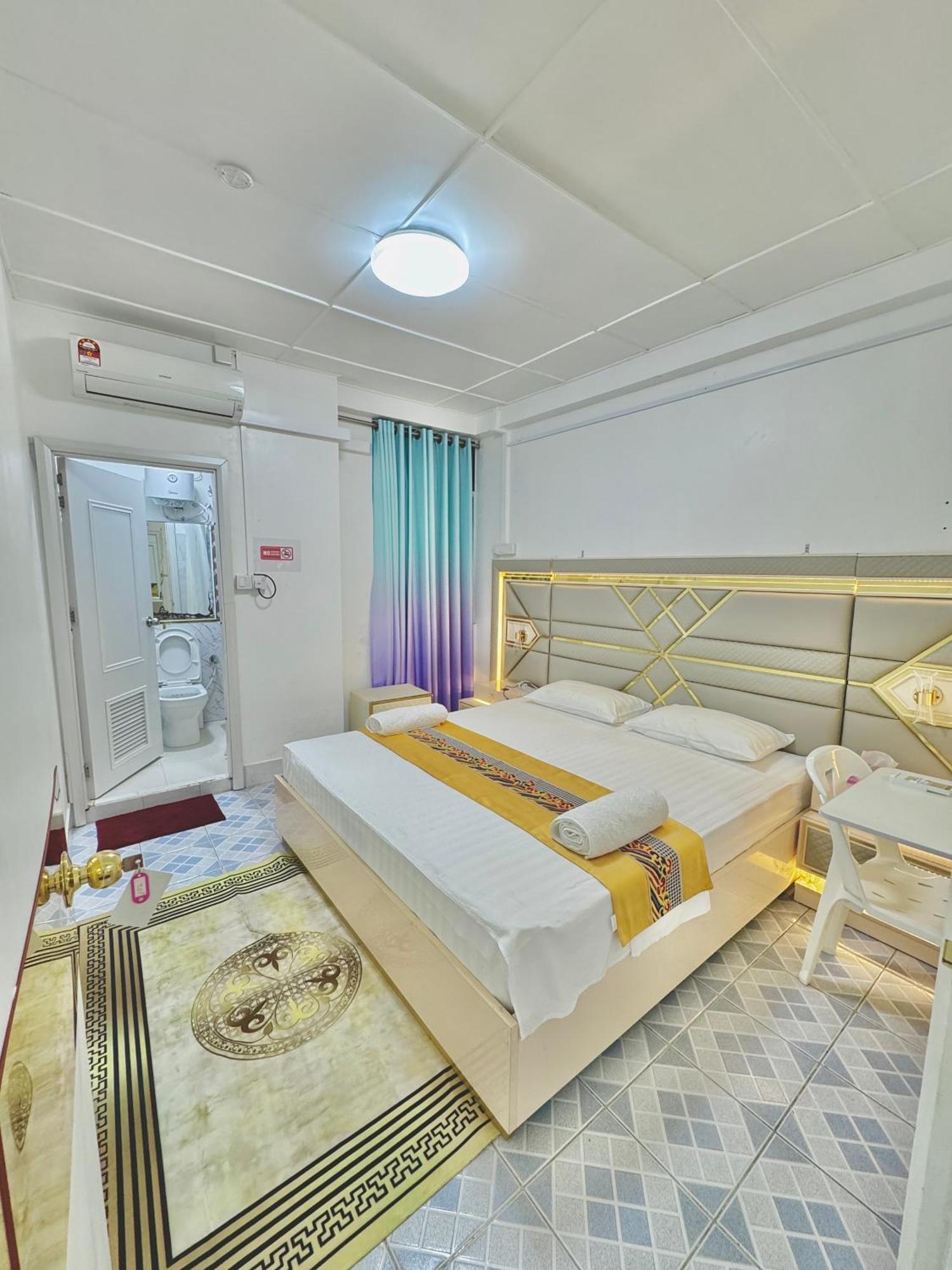 Ontrack Travel Transit Hotel マレ エクステリア 写真